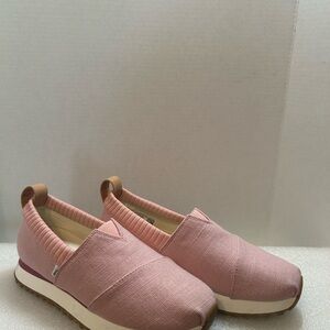 Tom’s Women's Pink Resident Slip-On Sneakers
